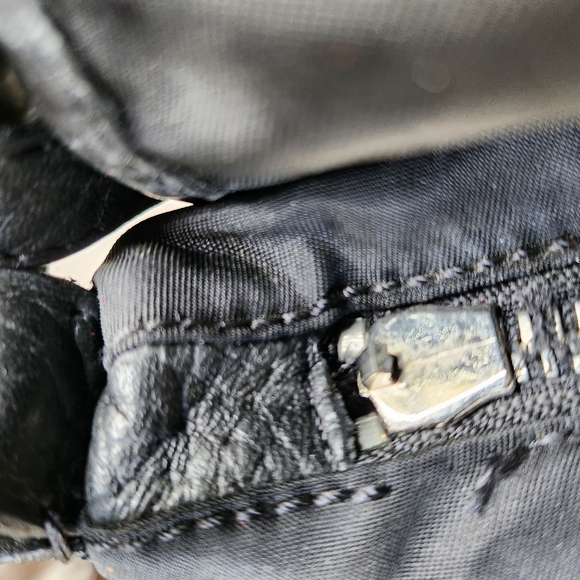 VINTAGE CANVAS/LEATHER BAG BY PRADA - Picture 9 of 11